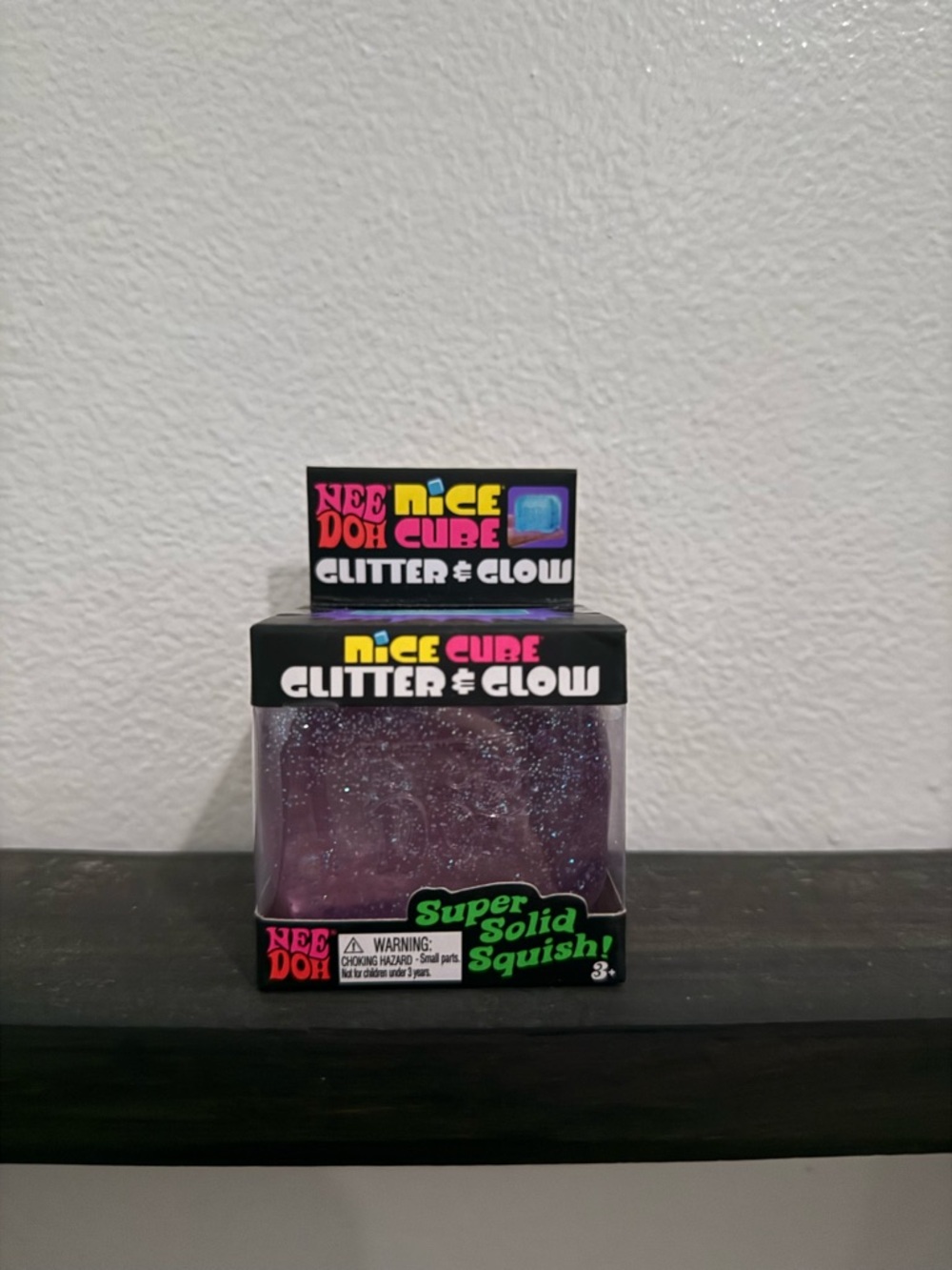 NeeDoh Nice Cube Glitter & Glow Cube - Purple Glitter - Picture 2 of 5